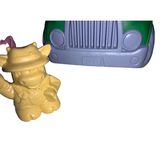 Green Toys Barn Farm Playset Lambs, Pig, Farmer - Picture 6 of 10